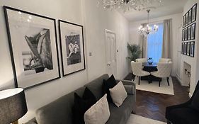 Luxury Belfast Stay - Townhouse